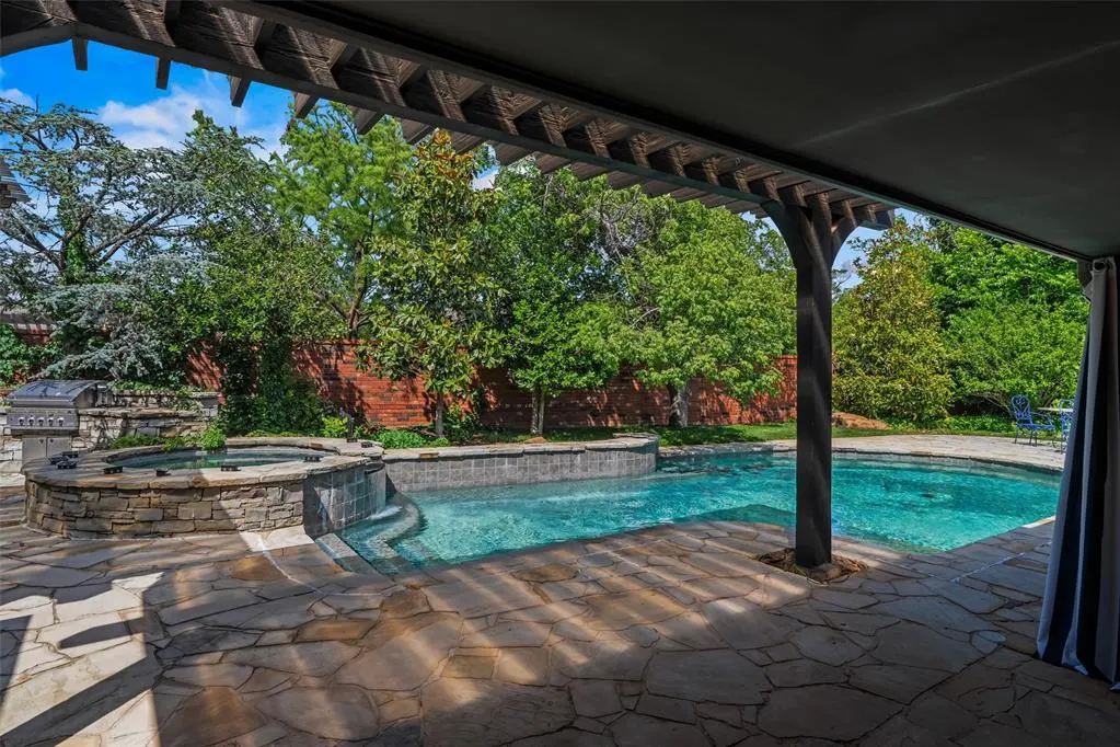 Photo 33 — 1603 Dorchester Drive, Nichols Hills, OK 73120
