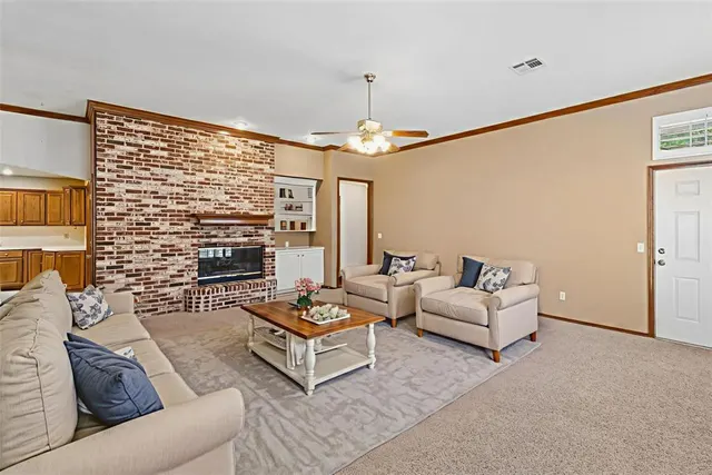 Photo 4 — 6424 Masons Drive, Oklahoma City, OK 73142