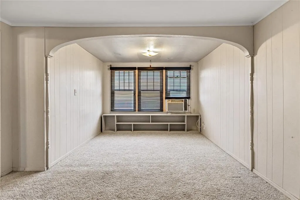 Photo 9 — 212 E 3rd Street, Hydro, OK 73048