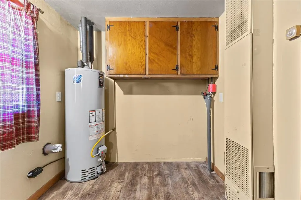 Photo 27 — 212 E 3rd Street, Hydro, OK 73048