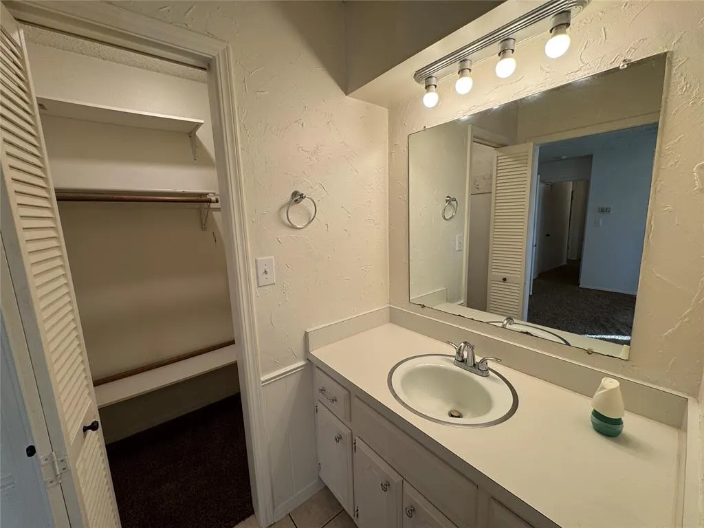 Photo 15 — 1004 Kimberly Court, Seminole, OK 74868