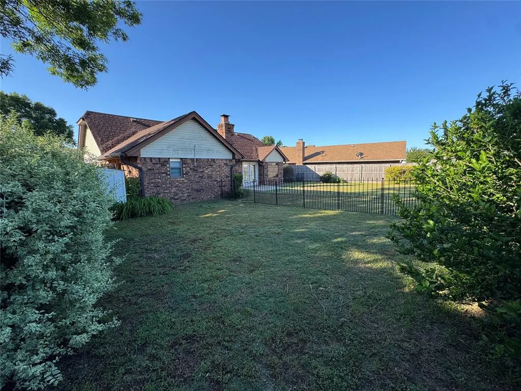 Photo 37 — 1004 Kimberly Court, Seminole, OK 74868