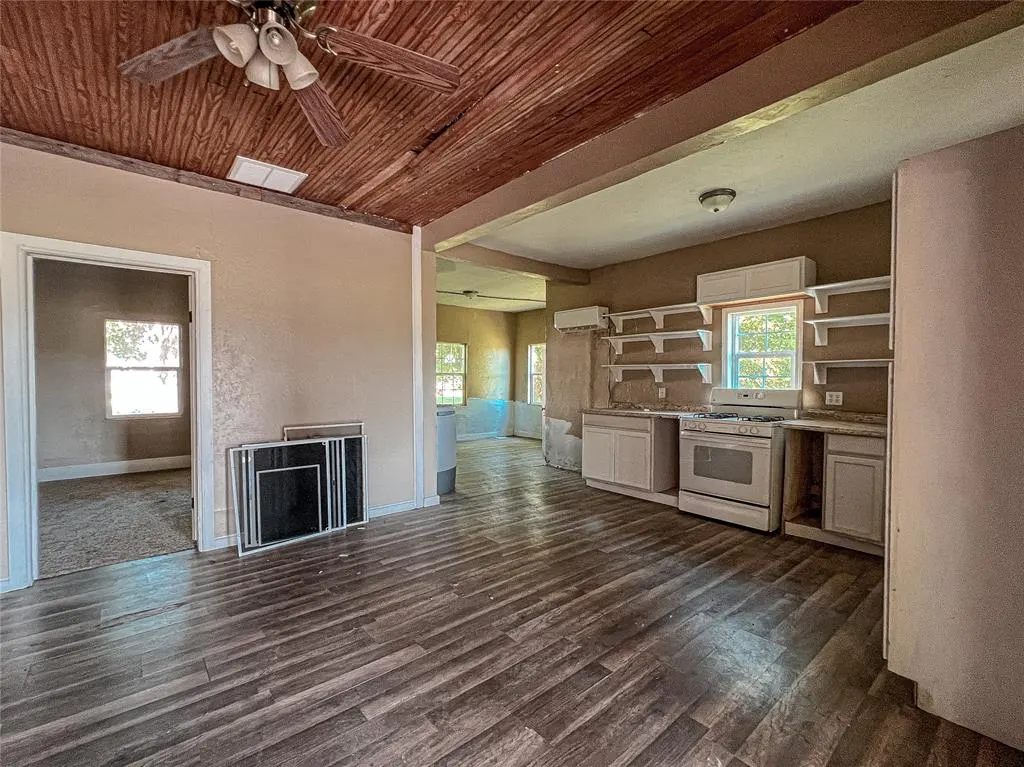 Photo 9 — 312 W C Street, Alex, OK 73002