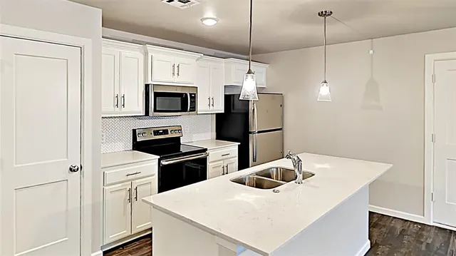 Photo 6 — 4920 Avion Court, Oklahoma City, OK 73135