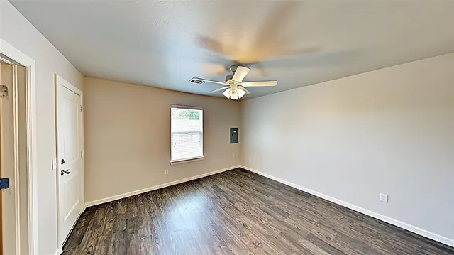 Photo 7 — 4920 Avion Court, Oklahoma City, OK 73135