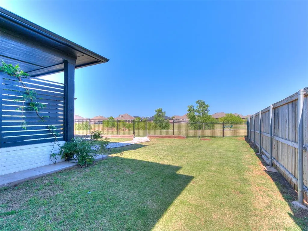 Photo 40 — 17324 Sparrow Hawk Lane, Edmond, OK 73012
