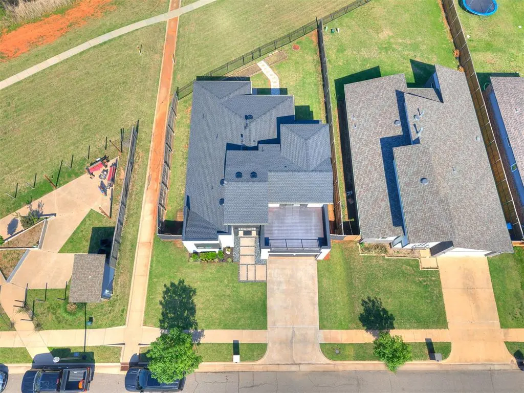 Photo 43 — 17324 Sparrow Hawk Lane, Edmond, OK 73012