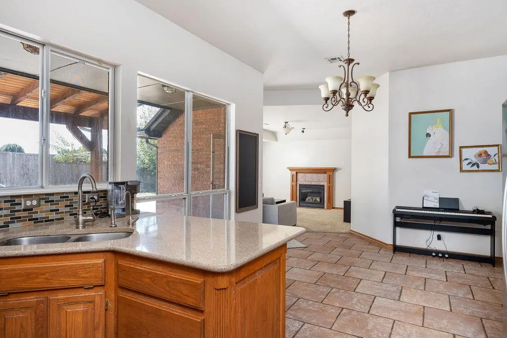 Photo 13 — 1200 Chipper Lane, Edmond, OK 73025