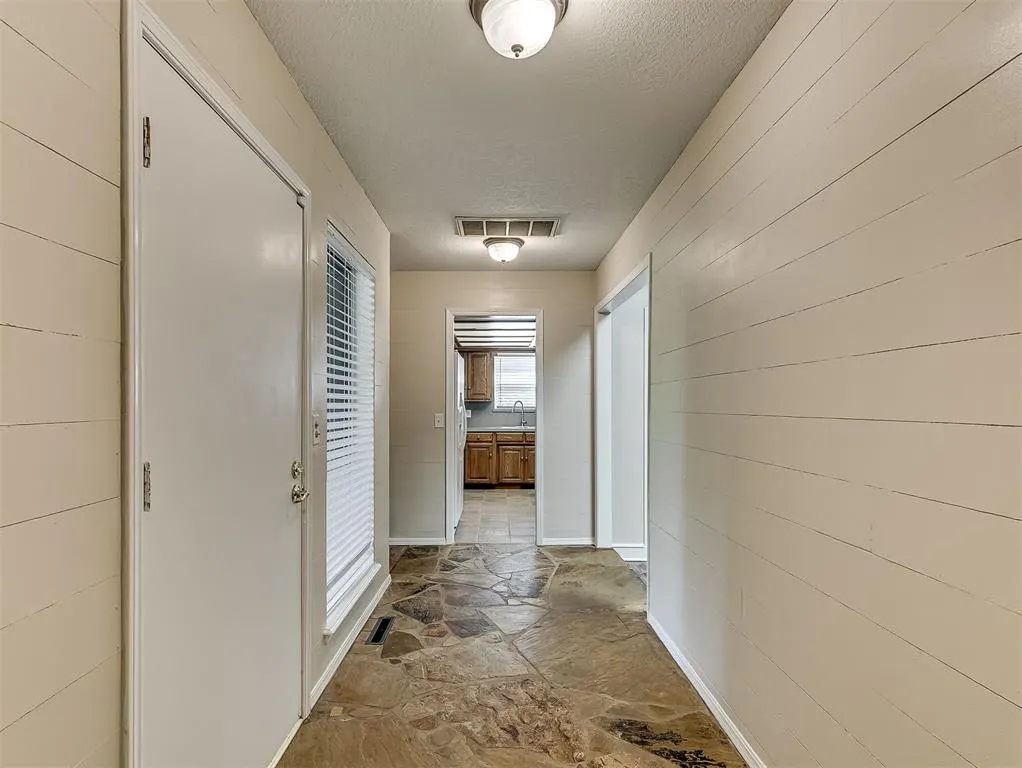 Photo 8 — 1914 Bowling Green Place, Norman, OK 73071