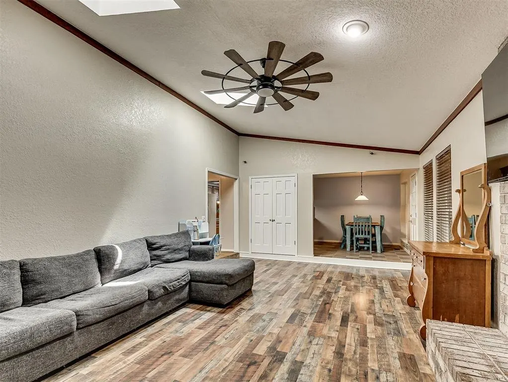Photo 12 — 1914 Bowling Green Place, Norman, OK 73071