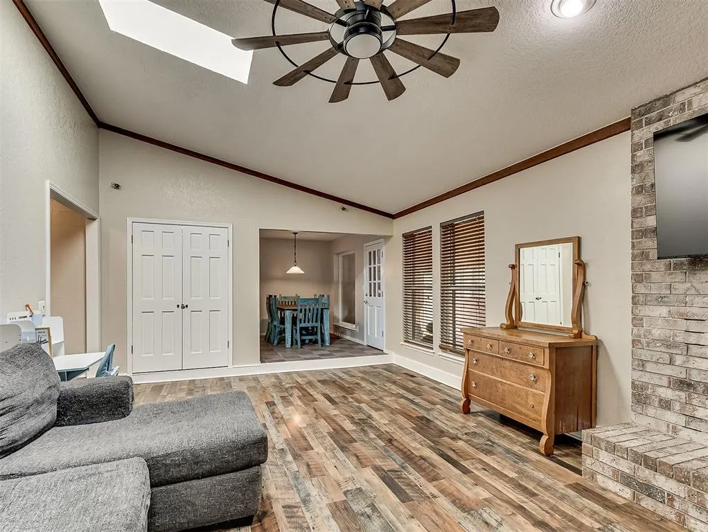 Photo 13 — 1914 Bowling Green Place, Norman, OK 73071