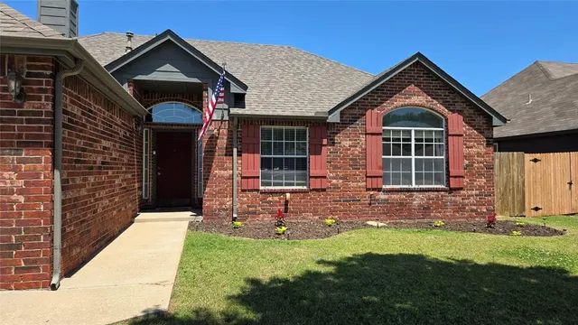 Photo 2 — 19613 E 39th Street, Broken Arrow, OK 74014