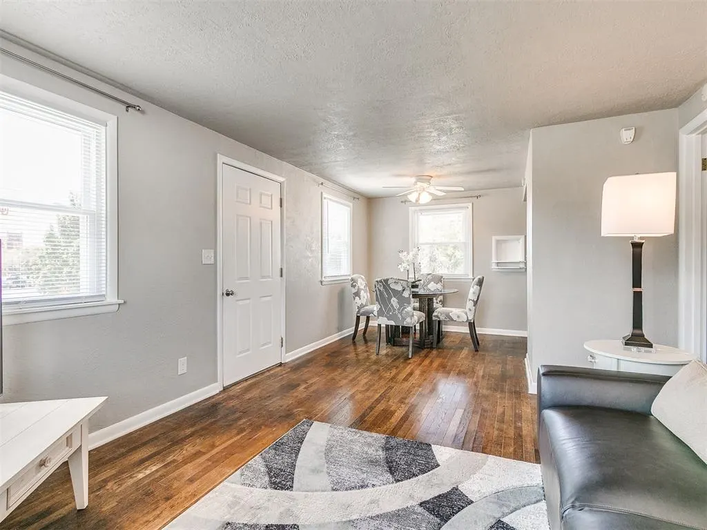 Photo 13 — 203 E Brooks Avenue, Norman, OK 73069