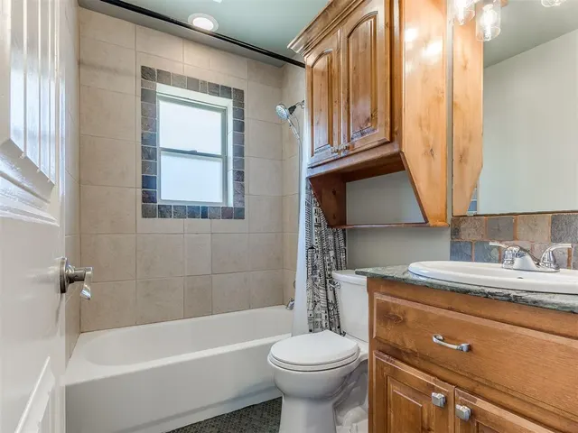 Photo 7 — 807 W Abi Road, Washington, OK 73093