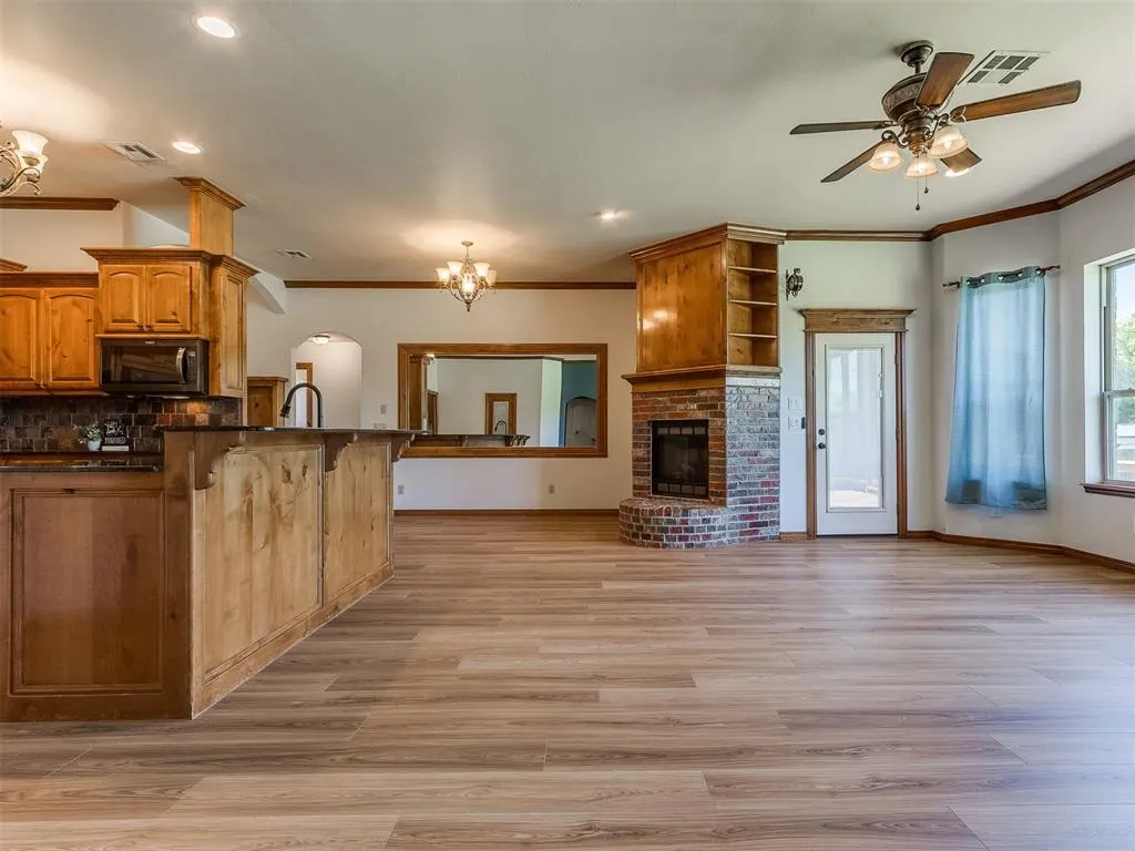 Photo 16 — 807 W Abi Road, Washington, OK 73093