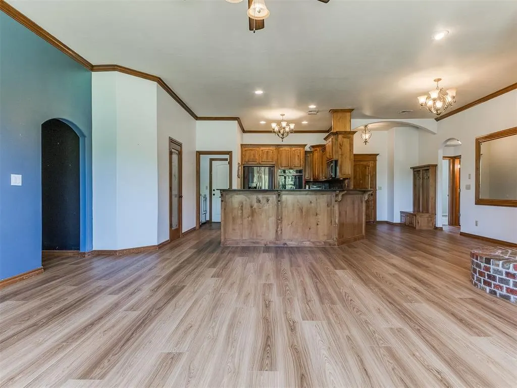 Photo 18 — 807 W Abi Road, Washington, OK 73093