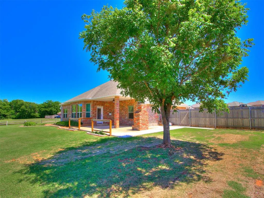 Photo 49 — 807 W Abi Road, Washington, OK 73093
