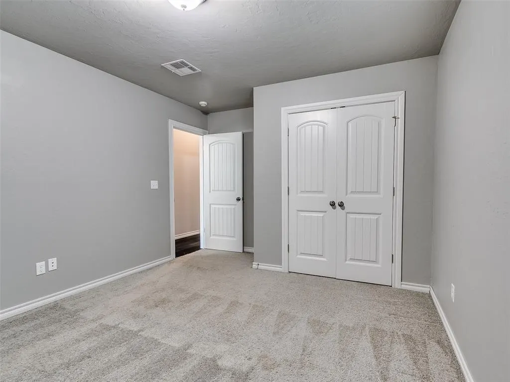 Photo 14 — 12712 NW 5th Street, Yukon, OK 73099