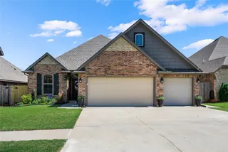 Sold home at 11916 SW 18th Street