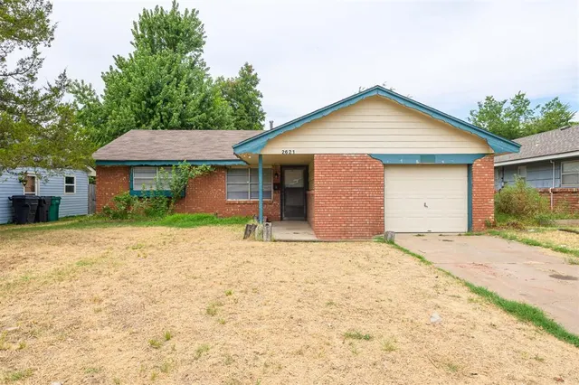 Photo 2 — 2621 N Reeves Avenue, Oklahoma City, OK 73127