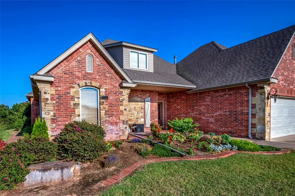Photo 13 — 880014 S Carey Lane, Chandler, OK 74834