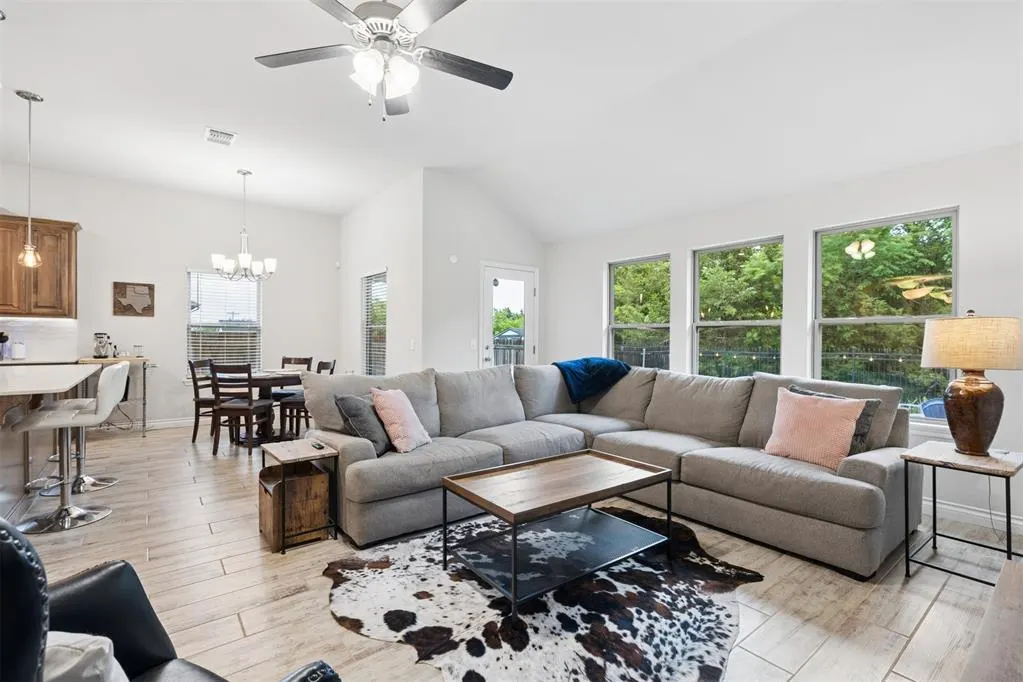 Photo 7 — 2929 Blue Fish Road, Norman, OK 73069