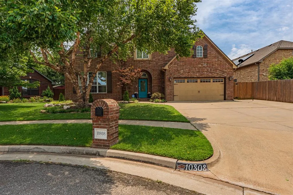 Front exterior — 10808 NW 117th Place, Yukon, OK 73099