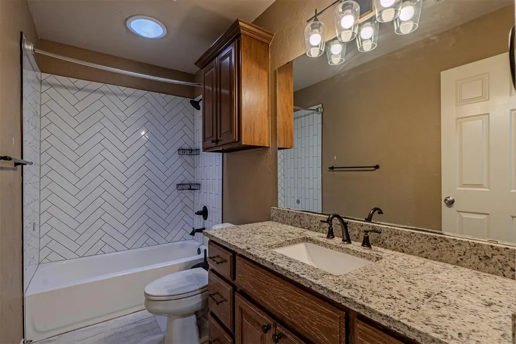 Photo 34 — 10808 NW 117th Place, Yukon, OK 73099