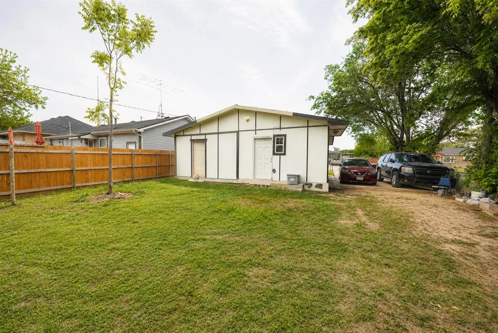 Photo 13 — 413 SE 46th Street, Oklahoma City, OK 73129
