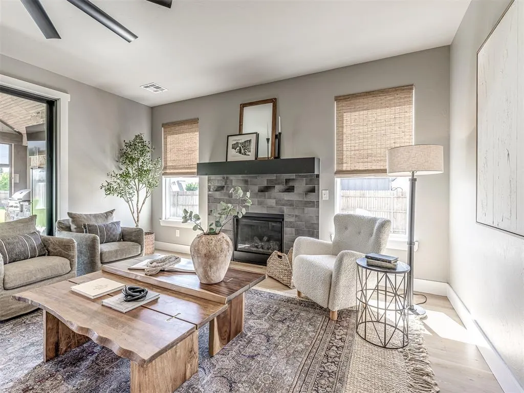 Photo 5 — 280 Old Farm Road, Edmond, OK 73034