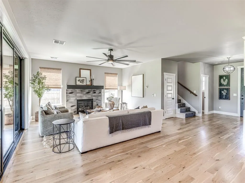 Photo 7 — 280 Old Farm Road, Edmond, OK 73034
