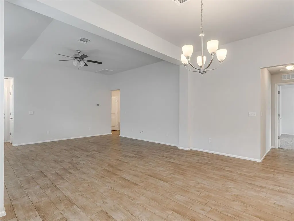 Photo 12 — 3023 Wister Road, Norman, OK 73069