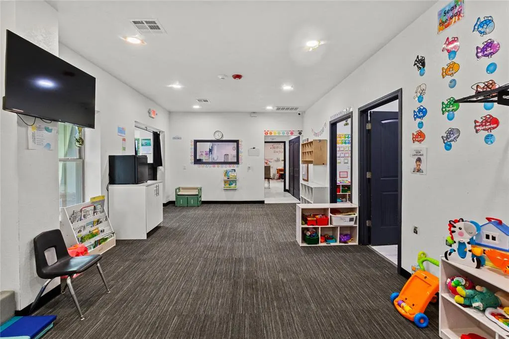Photo 13 — 428 E 2nd Street, Hydro, OK 73048