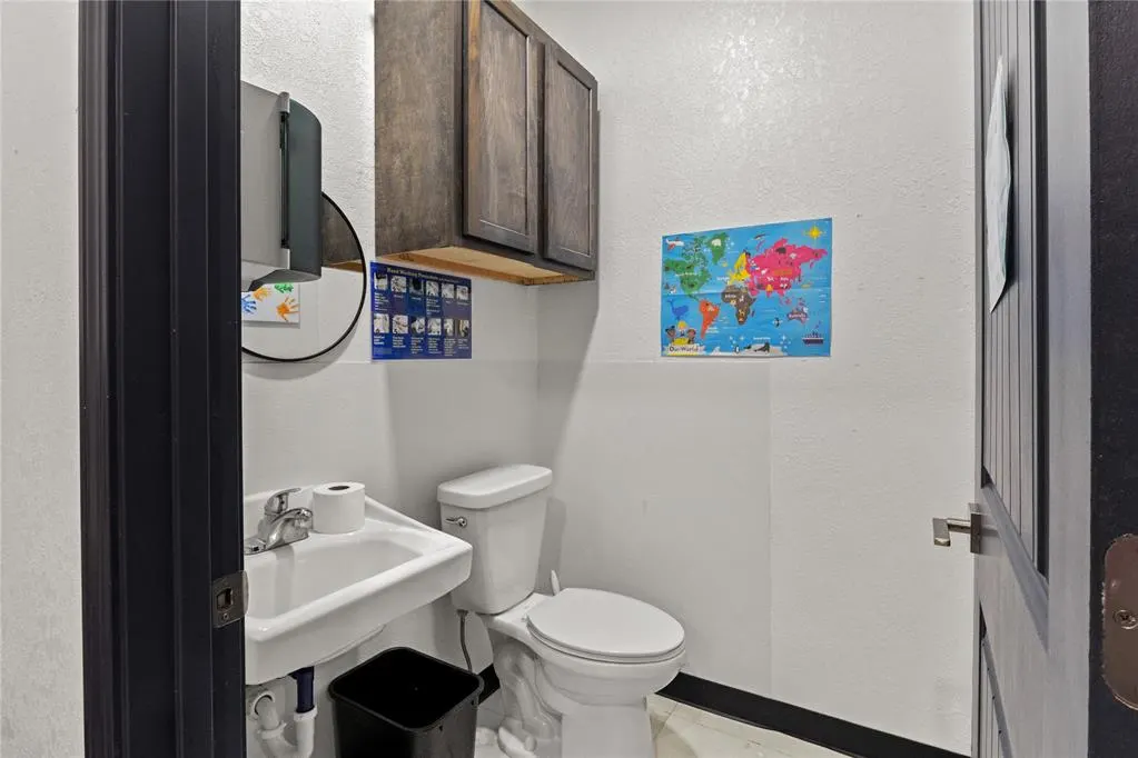 Photo 18 — 428 E 2nd Street, Hydro, OK 73048