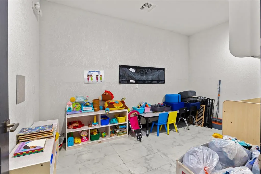 Photo 22 — 428 E 2nd Street, Hydro, OK 73048