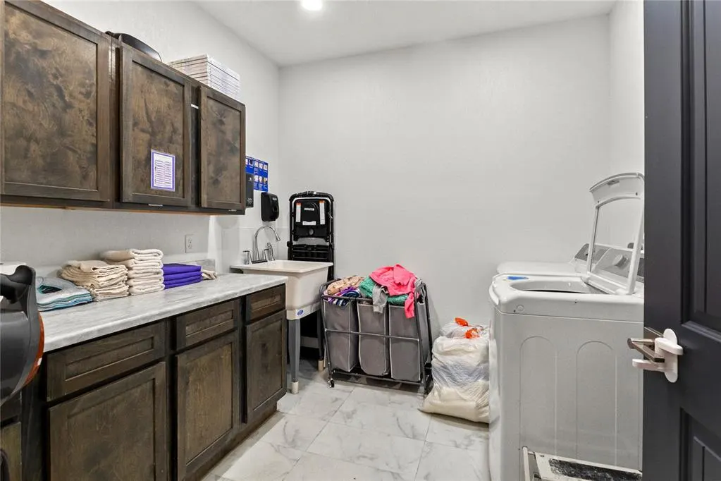 Photo 34 — 428 E 2nd Street, Hydro, OK 73048