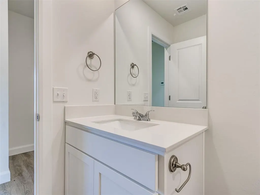 Photo 7 — 2040 Brush Creek Way, Newcastle, OK 73065