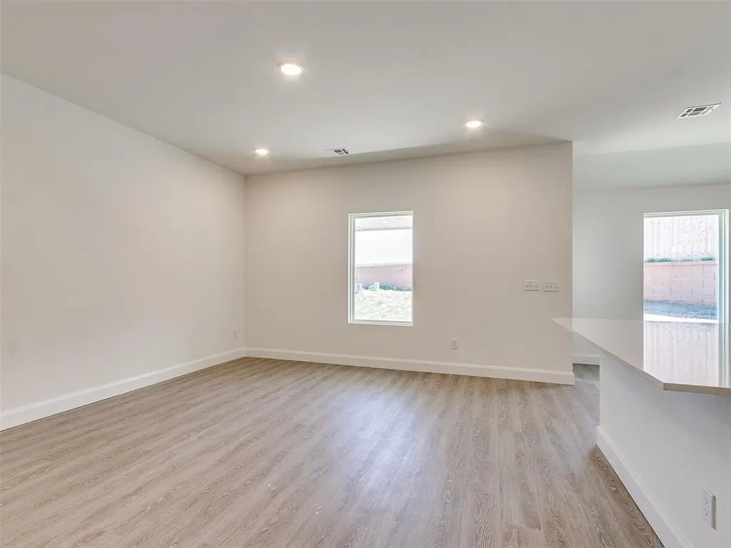 Photo 11 — 2040 Brush Creek Way, Newcastle, OK 73065