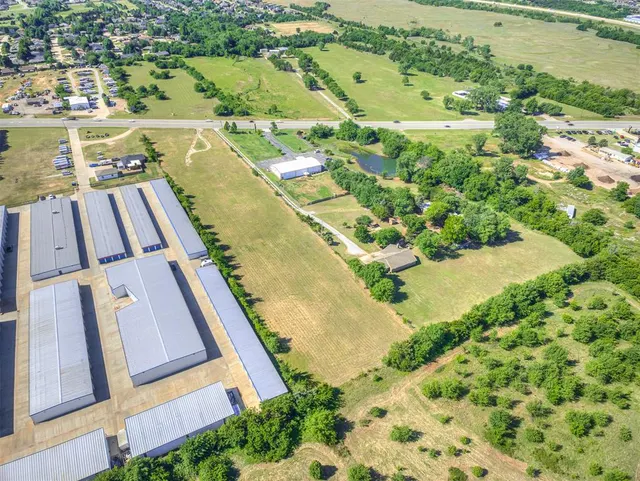 Photo 2 — 9201 NW Expressway, Yukon, OK 73099