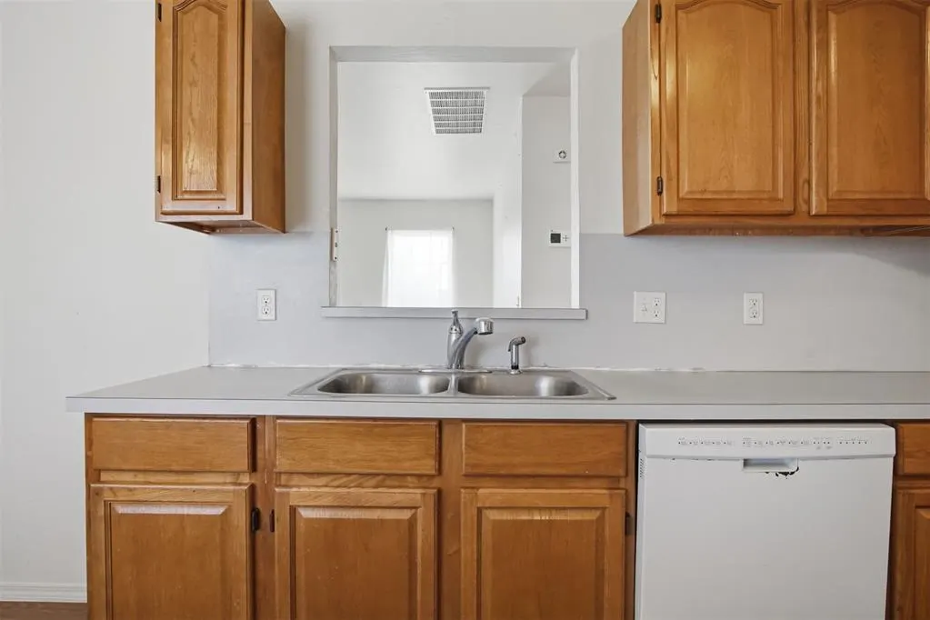 Photo 22 — 8517 N Phillips Avenue, Oklahoma City, OK 73114
