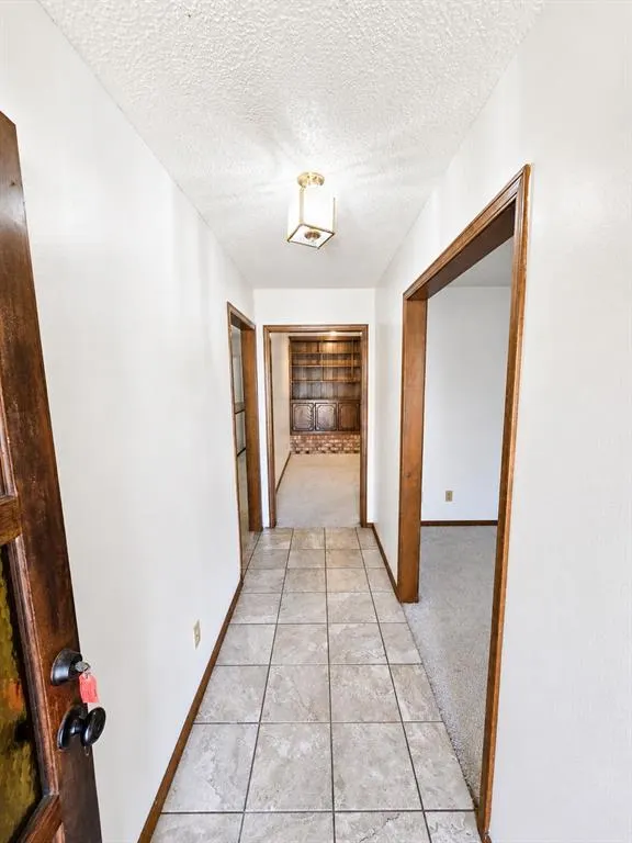 Photo 2 — 808 Cambridge Drive, Altus, OK 73521