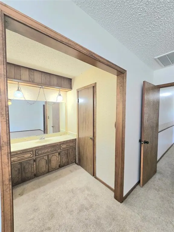 Photo 25 — 808 Cambridge Drive, Altus, OK 73521