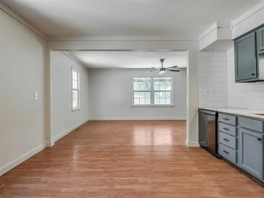 Photo 16 — 1237 N Holly Avenue, Oklahoma City, OK 73127