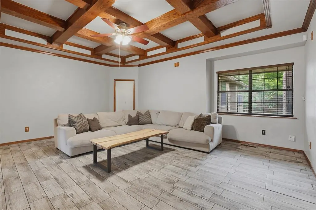 Photo 9 — 14125 Osage Drive, Edmond, OK 73013
