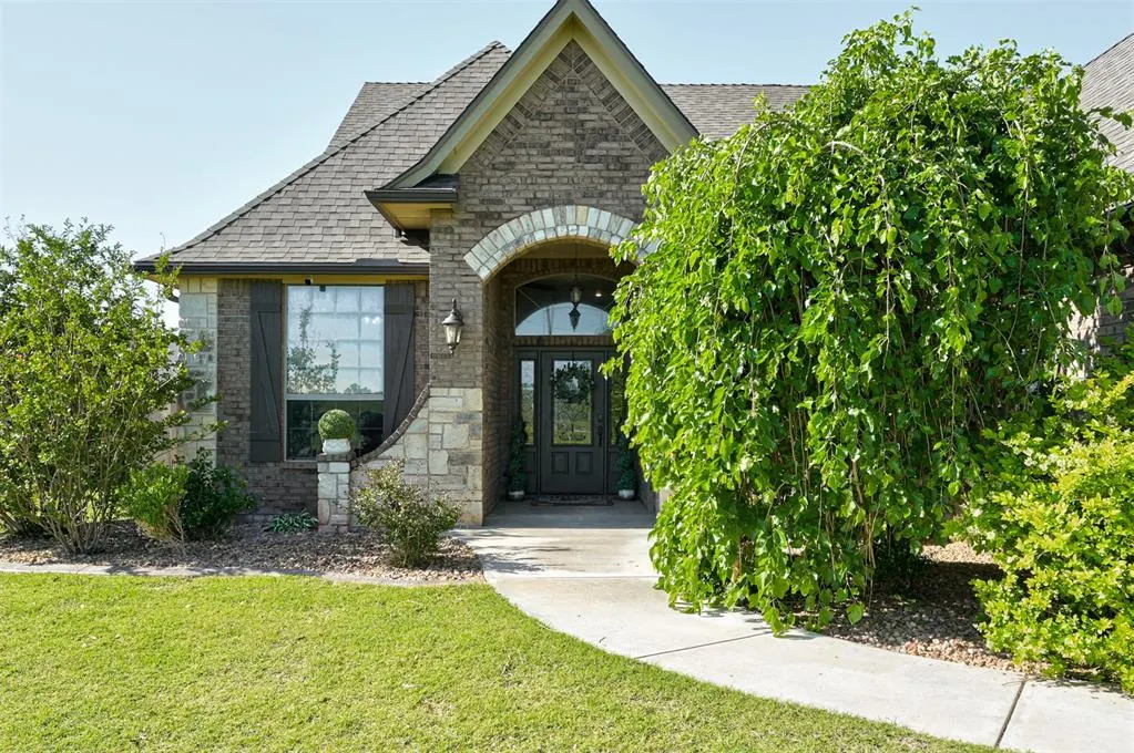 Photo 4 — 6623 NE Watts Road, Elgin, OK 73538
