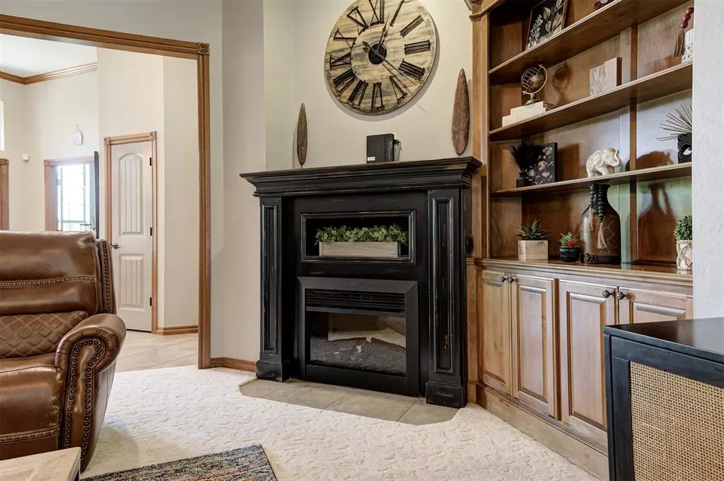 Photo 9 — 6623 NE Watts Road, Elgin, OK 73538