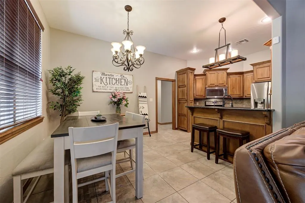 Photo 10 — 6623 NE Watts Road, Elgin, OK 73538