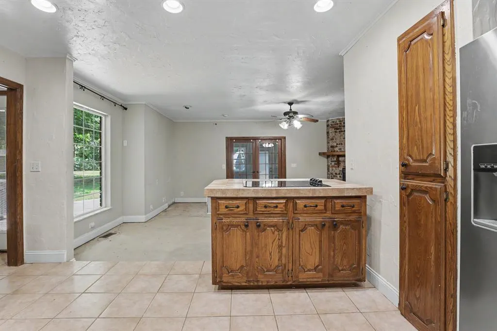 Photo 7 — 2724 Persimmon Creek Drive, Edmond, OK 73013