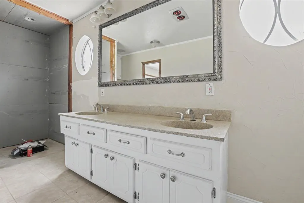 Photo 20 — 2724 Persimmon Creek Drive, Edmond, OK 73013
