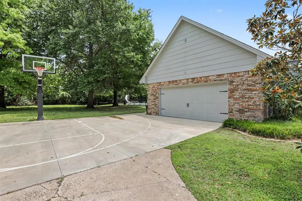 Photo 37 — 2724 Persimmon Creek Drive, Edmond, OK 73013
